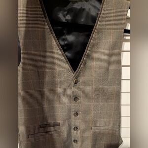 Zara Men's Brown Checkered Vest